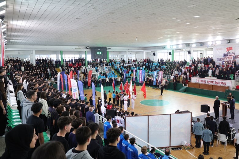 Amatör Spor Haftası ve Okul Sporları Açılış Seremonisi Giresun’da Coşkuyla Kutlandı